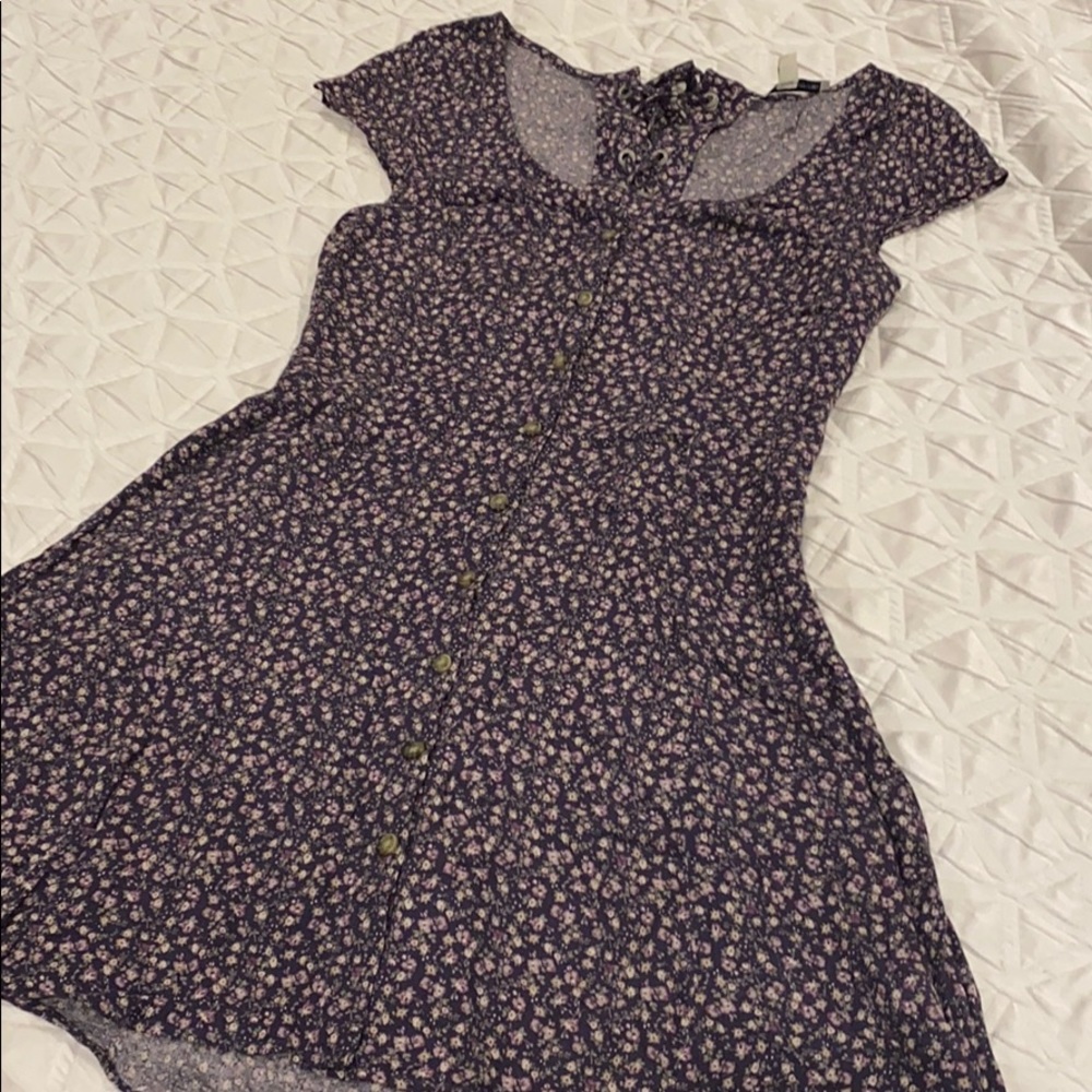 🎃 FINAL PRICE! Adorable Floral Dress - cute back!